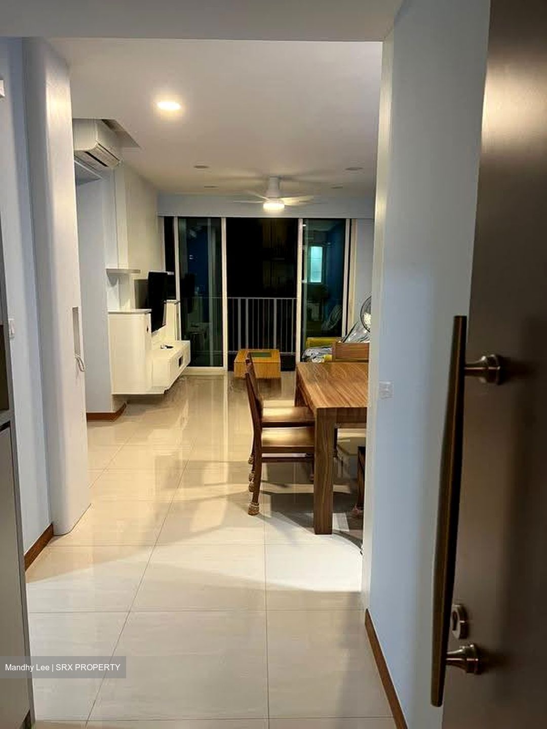 1 Canberra (D27), Condominium #613221941